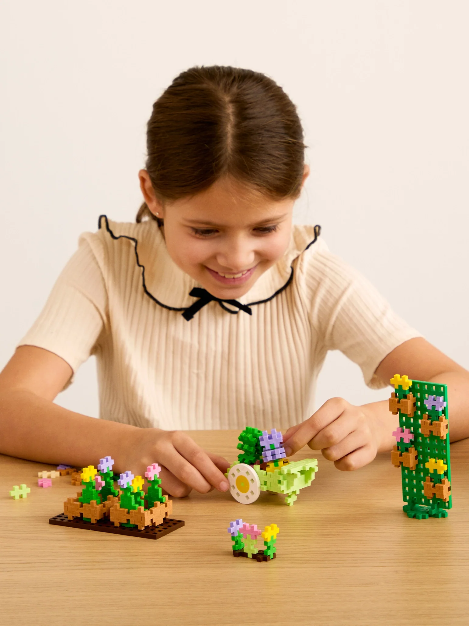 Learn to Build - Flower Shop - Image 5