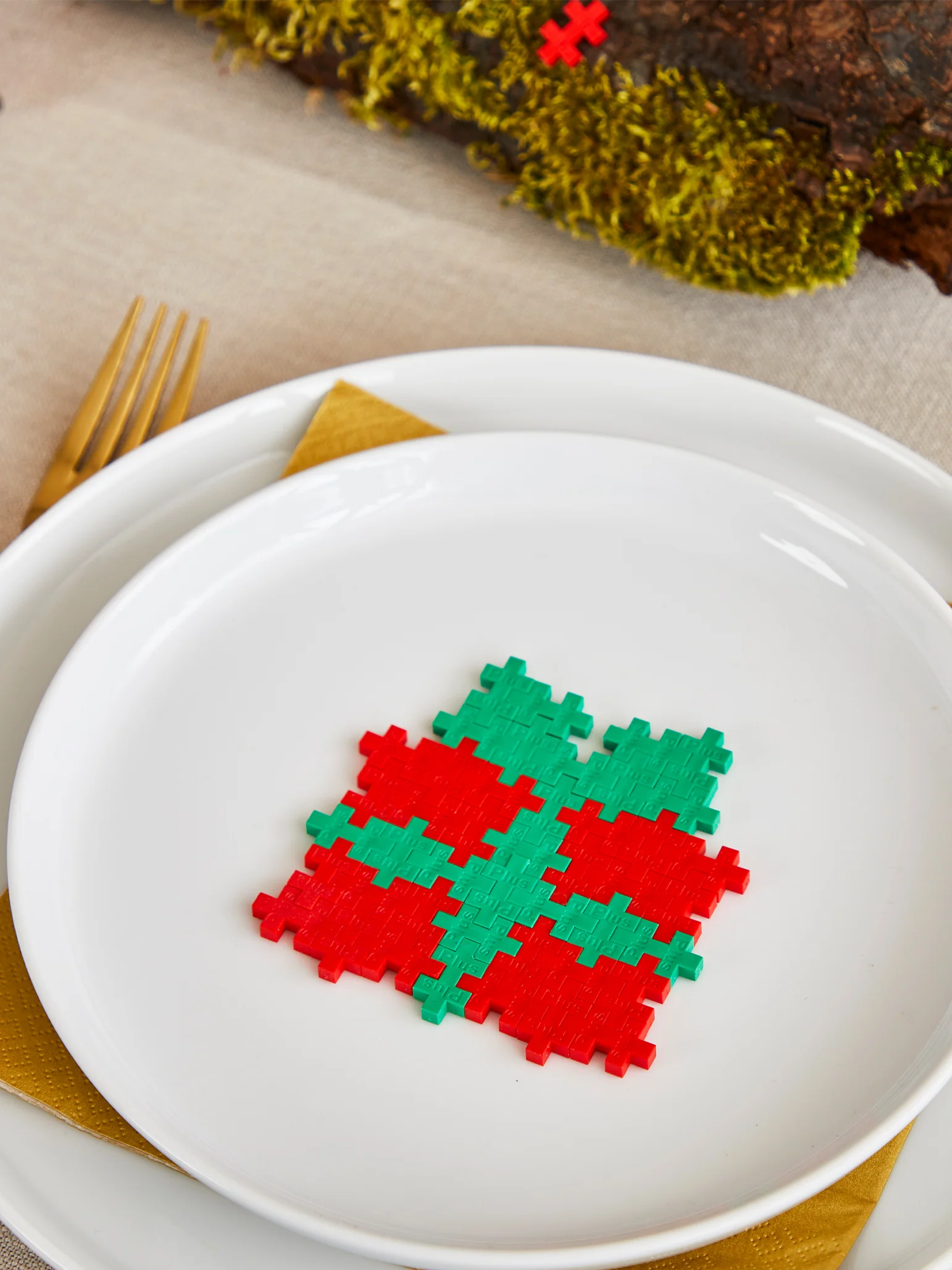 10 Single Colors Christmas Edition 1500 pcs - Image 3